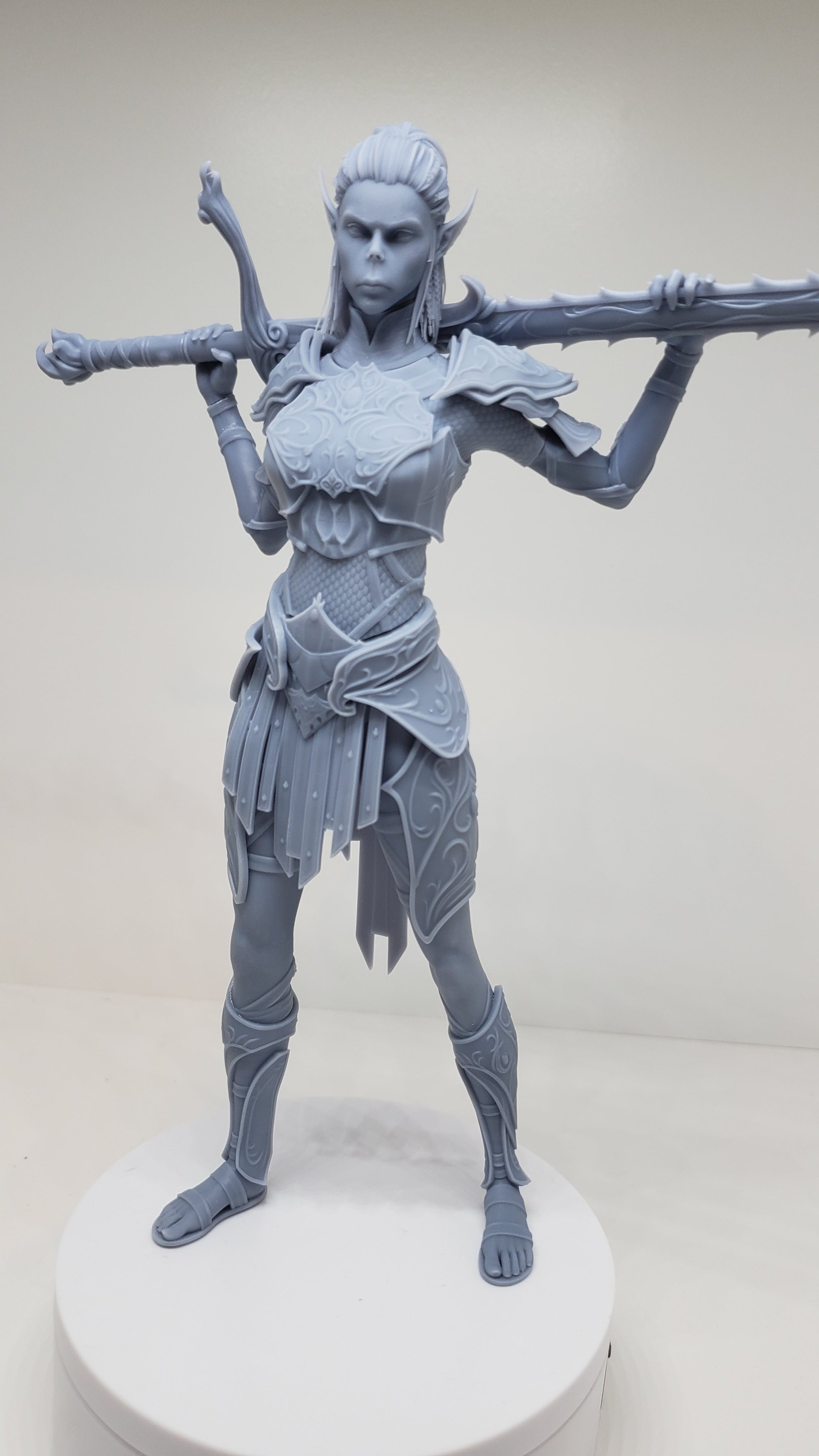 Lae'zel - Baldur's Gate Garage Kit Figure | H3LLCreator