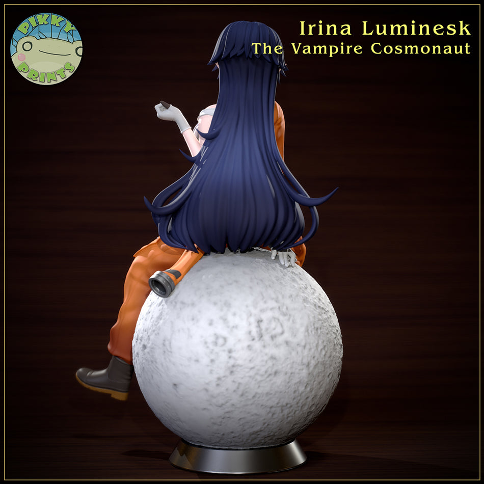 Irina Luminesk Garage Kit Figure