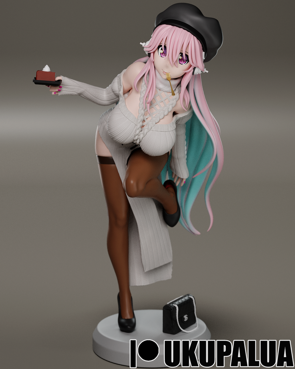 Super Sonico Figure