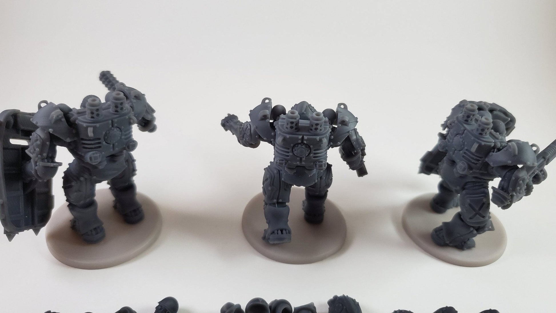 X19 Badger Hardsuit Concordian Starborne Ogryn Squad - Trisagion Models